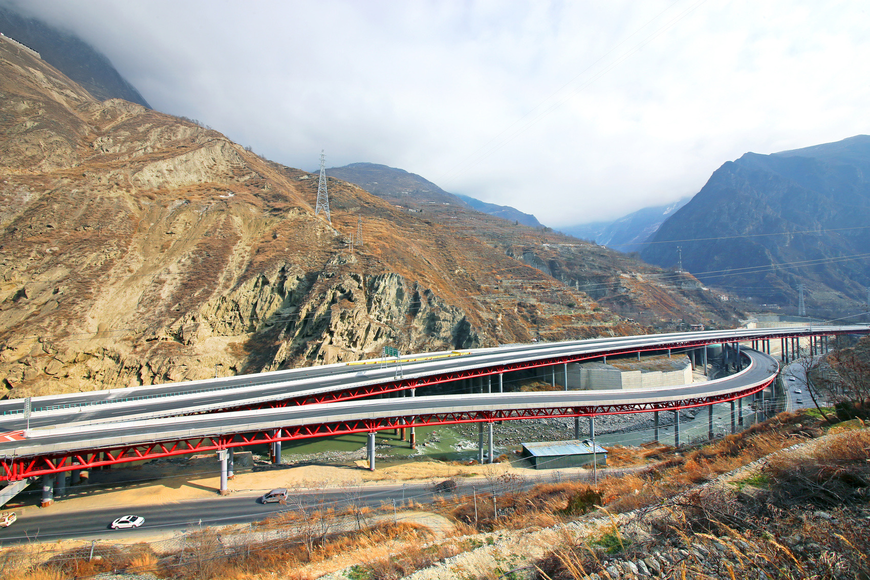 1689301002818053983.jpg 1689301002818053983.jpg