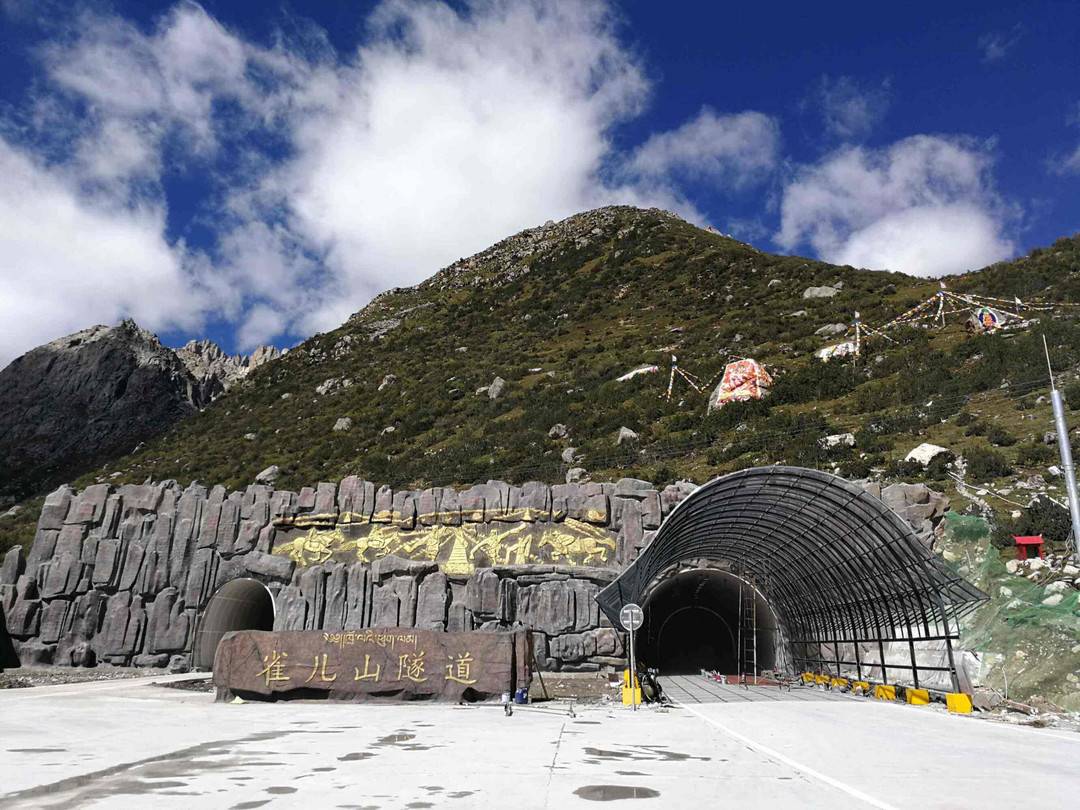 1709543023726020413.jpg 2.jpg