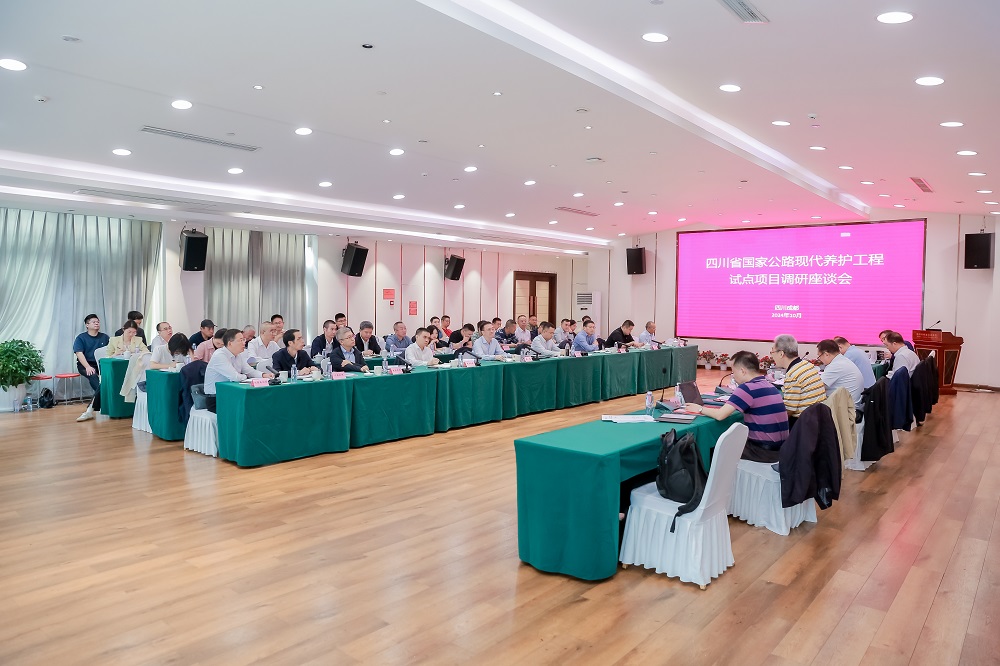 1729675791048042816.jpg 3.jpg