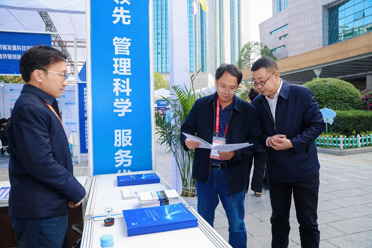 1731467803068034149.png 3-2.png